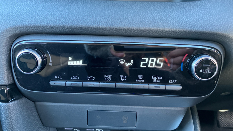 Toyota Yaris 1.5 Hybrid Icon 5dr CVT Hybrid Hatchback